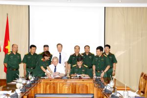 Lễ ký kết văn bản tu bổ định kỳ năm 2019  với Trung tâm Nghiên cứu y sinh Matxcơva