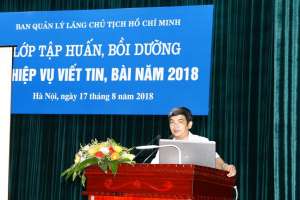 Ban Quản lý Lăng Chủ tịch Hồ Chí Minh: Tổ chức tập huấn nghiệp vụ viết tin, bài trên Trang tin điện tử